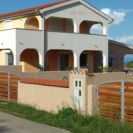Heidi Apartament *
